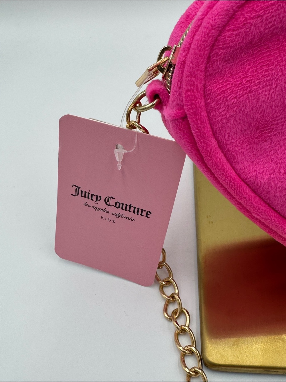 Juicy Couture Hot Pink Heart-Shaped Crossbody with Gold Chain NWT - Picture 3 of 8